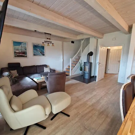 Halligwelt 18 - Mit Kamin, Sauna Und Garten Vakantiehuis