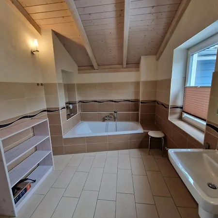 Semesterbostad Halligwelt 18 - Mit Kamin, Sauna Und Garten *